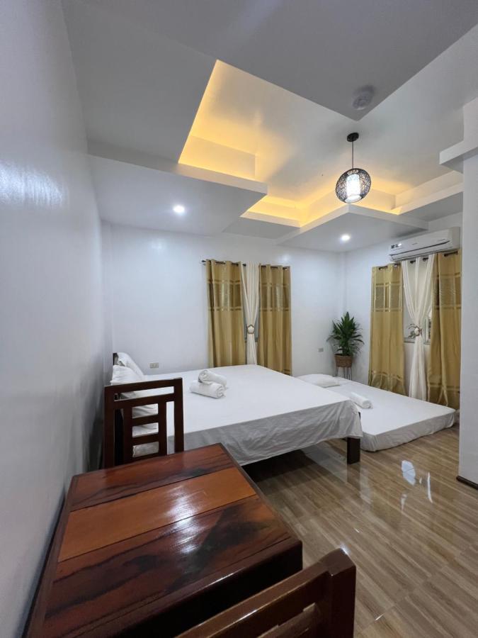 Rich-Vania Suites General Luna  Exterior photo